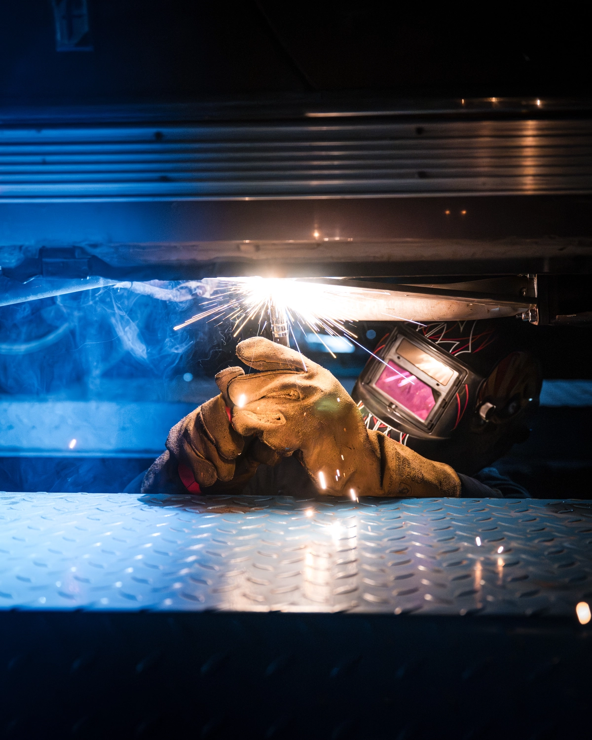 Krings Automobile - Kfz-Werkstatt - Autoreifenreparatur